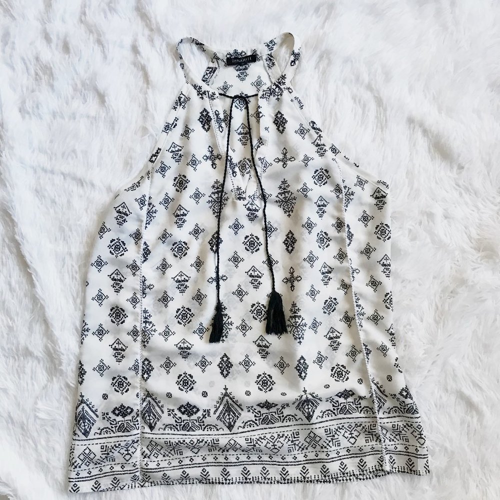 DYNAMITE Geometric Pattern Tank Top Pompom Collar